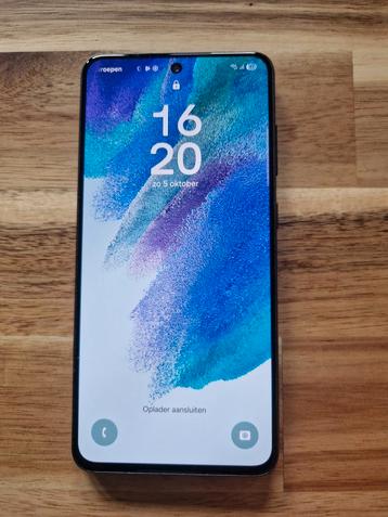Samsung S21 FE - Goede Staat, 100% Batterij beschikbaar voor biedingen