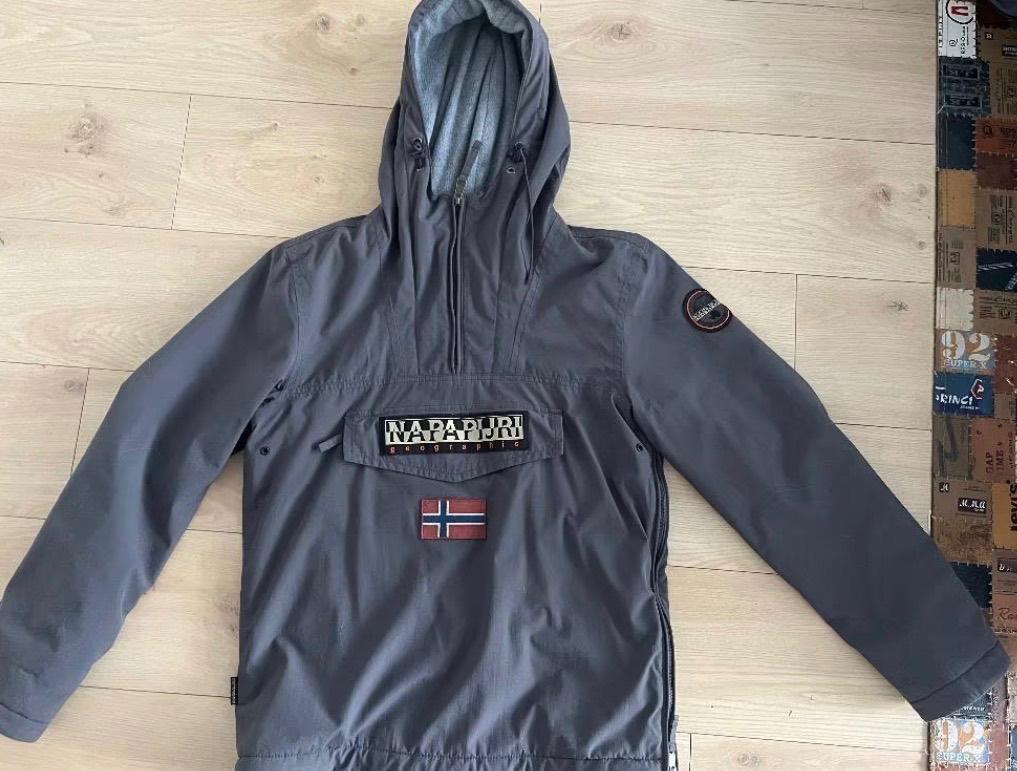 Napapijri winterjas, Ophalen of Verzenden, Zo goed als nieuw, Napapijri, Grijs