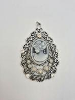 'Camee' hanger, Overige materialen, ., Ophalen of Verzenden, Zo goed als nieuw