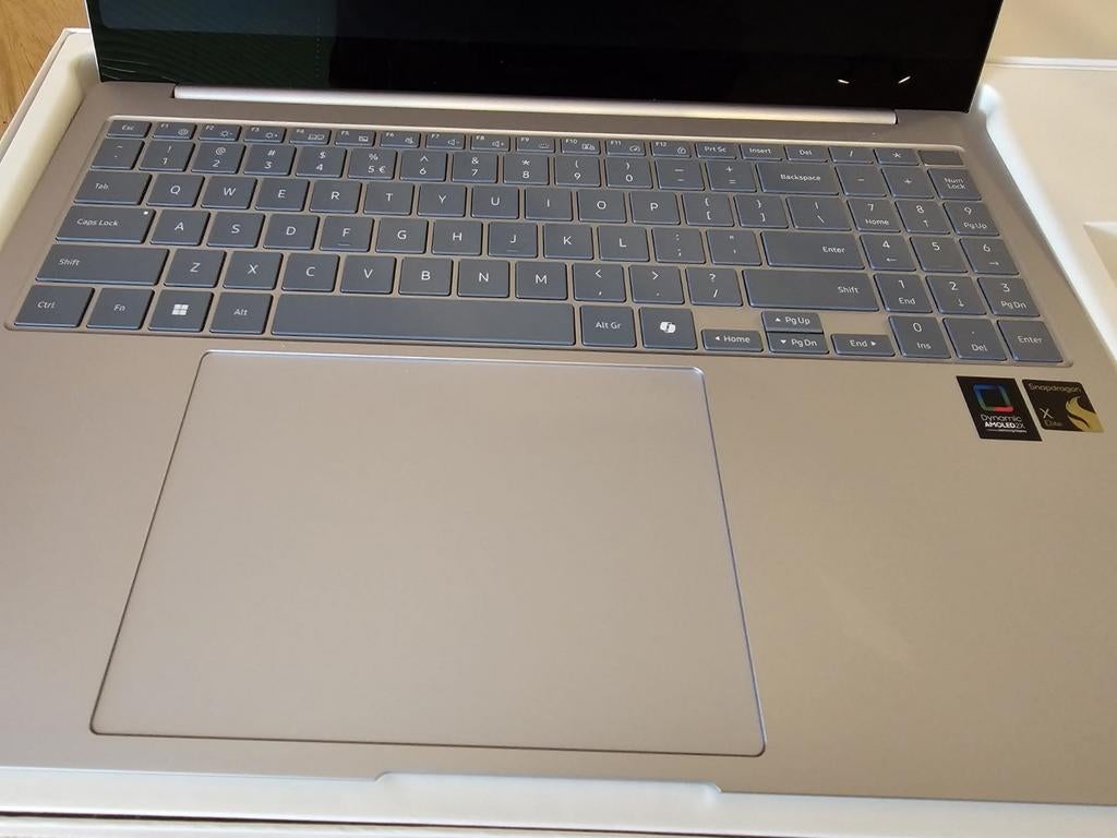 Galaxy Book 4 Edge 16" X Elite touchscreen garantie., Computers en Software, Windows Laptops, Ophalen, Zo goed als nieuw