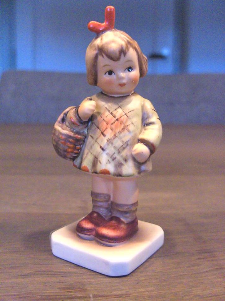 Collectie van 5 speciale Hummelbeeldjes, Verzamelen, Beelden en Beeldjes, Zo goed als nieuw, Hummel, Ophalen of Verzenden