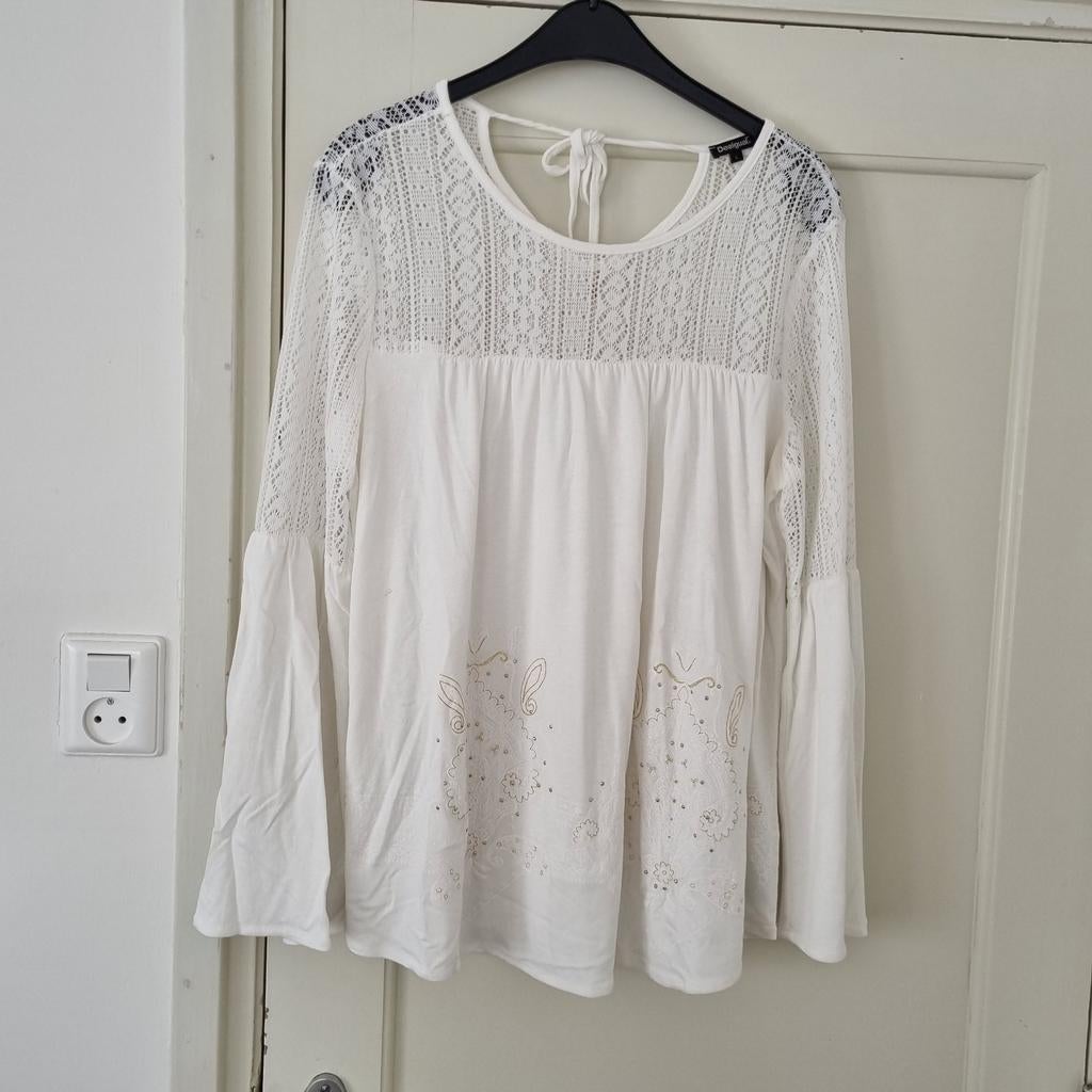 Shirt van Desiqual maat L. Met gehaakte bovenkant inclusief, Kleding | Dames, Tops, Maat 38/40 (M), Wit, Ophalen of Verzenden