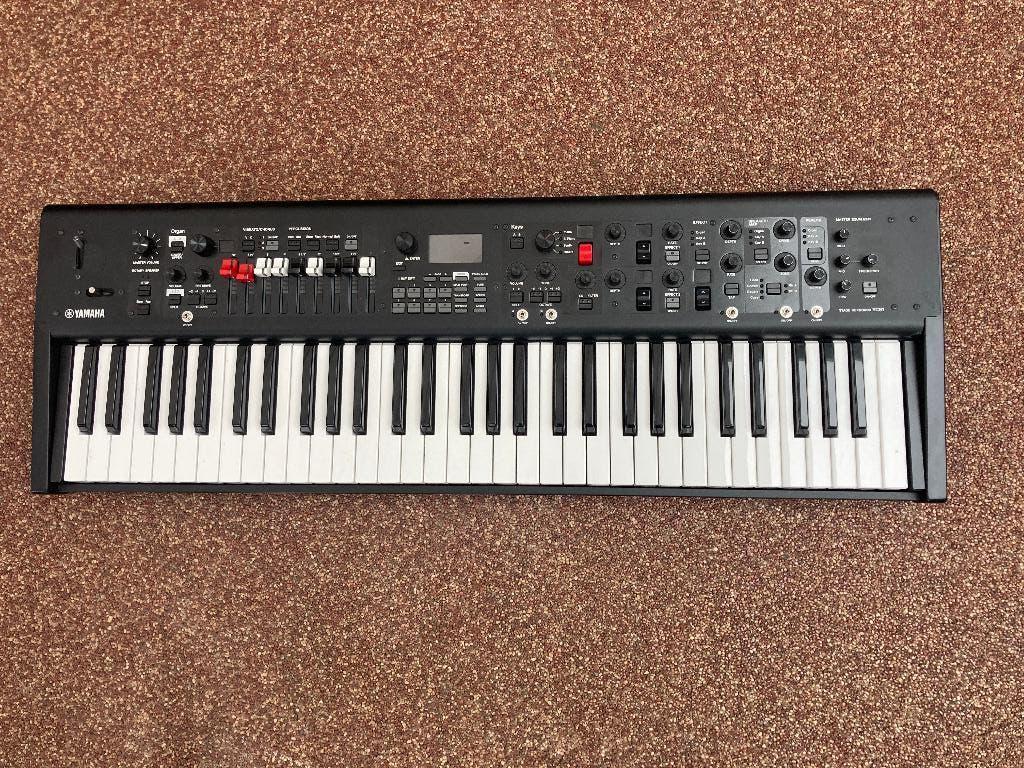 Yamaha YC61(orgel)(piano's)(E-piano's)(Synthesizer)(enz.), Muziek en Instrumenten, Synthesizers, Ophalen, 61 toetsen, Yamaha, Zo goed als nieuw