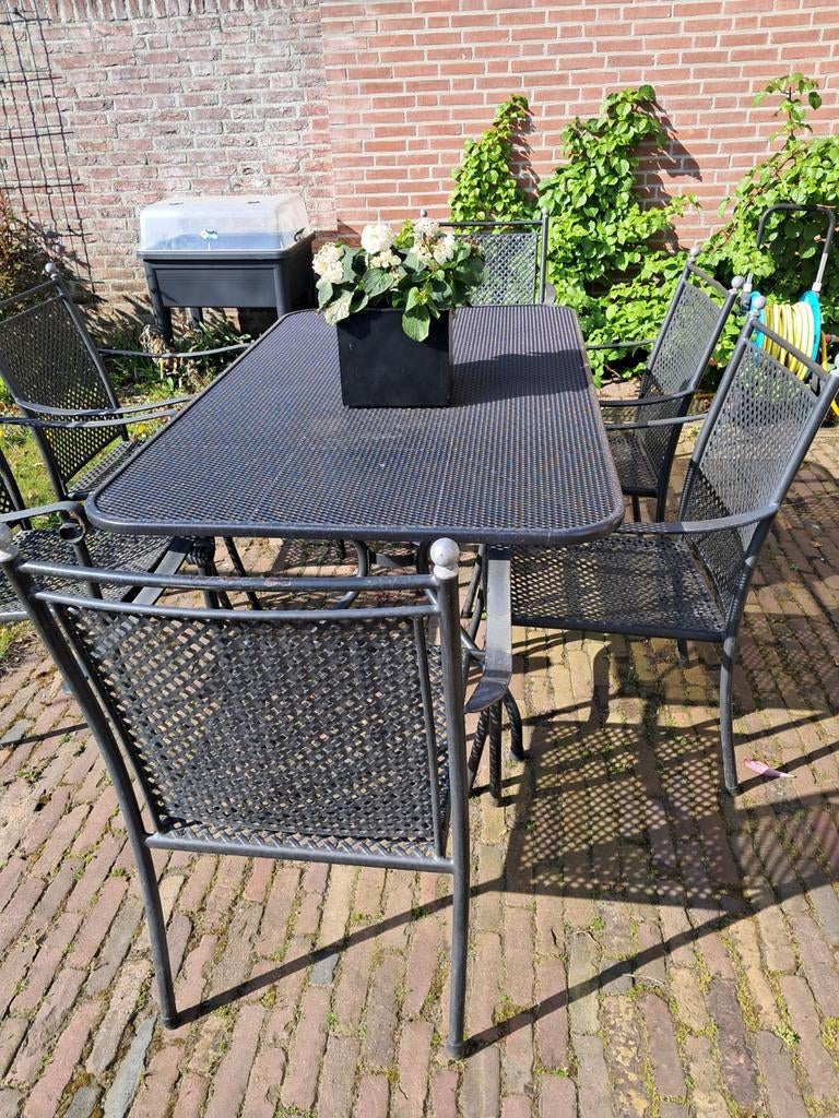 Mooie tuinstoelen 6 stuks makkelijk te stapelen, Ophalen, Gebruikt, Metaal, Stapelbaar