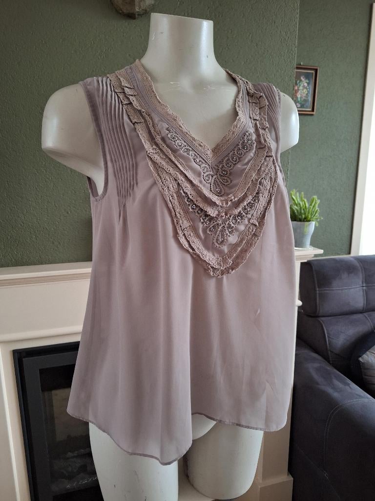 Cote de Femme romantische grijs beige top S 36, Kleding | Dames, Tops, Cote de Femme, Verzenden, Beige, Zo goed als nieuw