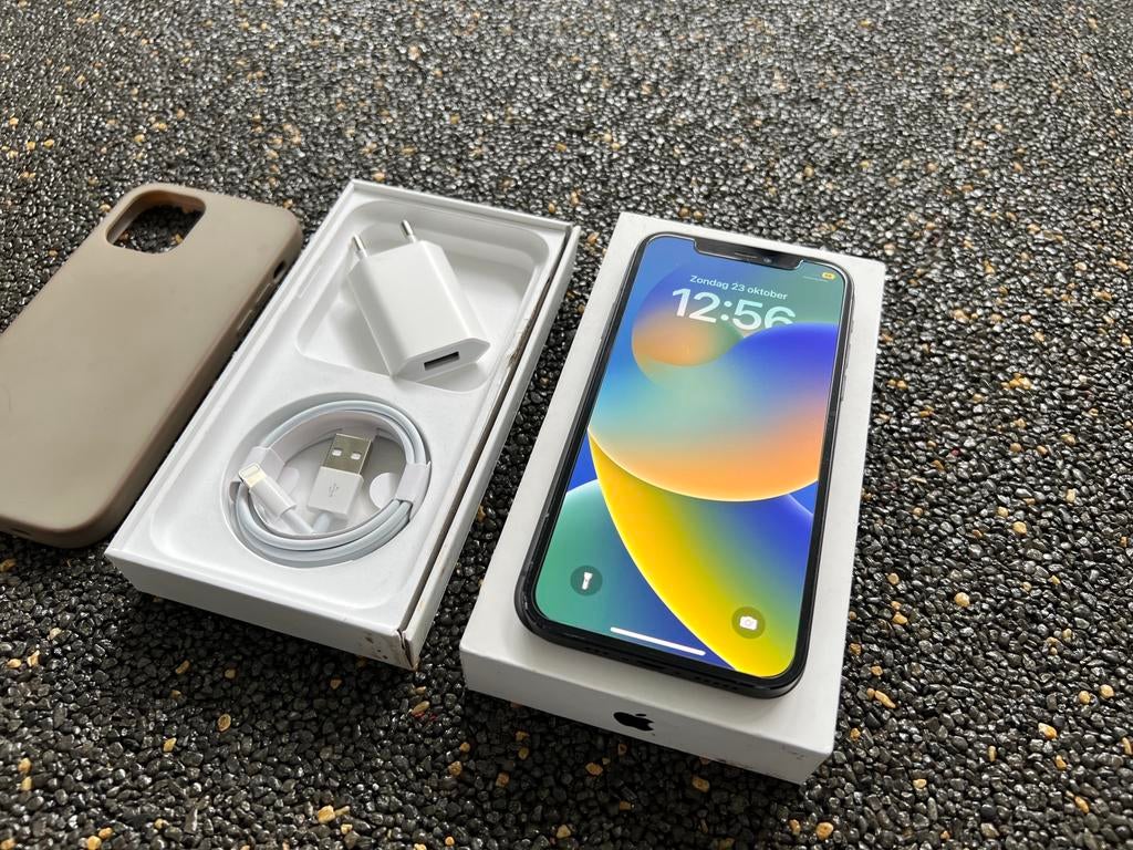 Apple iPhone 11 64GB Black 100% Batterij, Telecommunicatie, Mobiele telefoons | Apple iPhone, Ophalen, Zwart, IPhone 11, Zo goed als nieuw