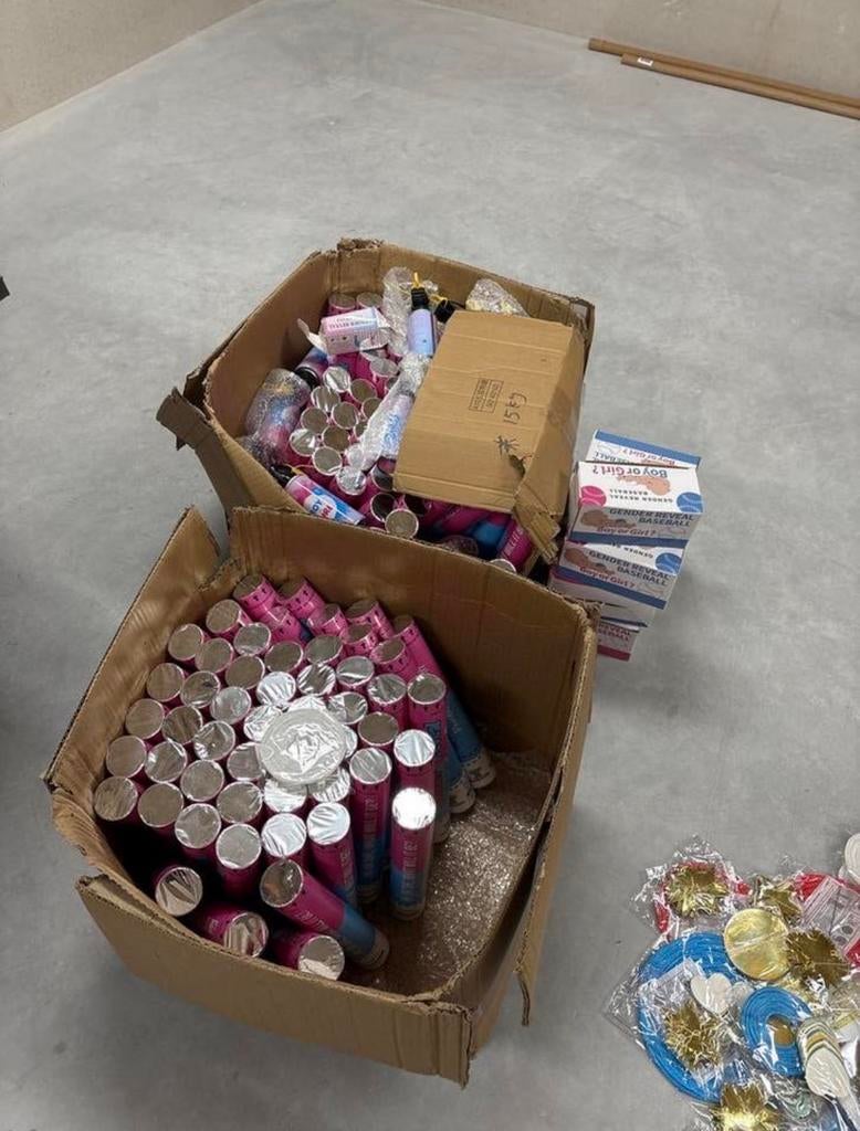 Partij gender reveal feestartikelen, Hobby en Vrije tijd, Feestartikelen, Bieslook 42, Ophalen, Info@jouwurn.nl, Nieuw