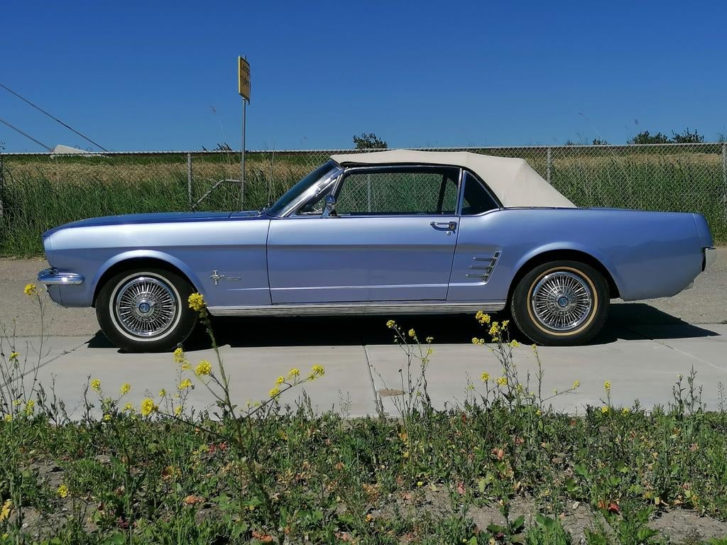 1966 Ford Mustang Convertible, Auto's, Oldtimers, Bedrijf, Benzine, Sedan, Geïmporteerd, Bruin, Ophalen