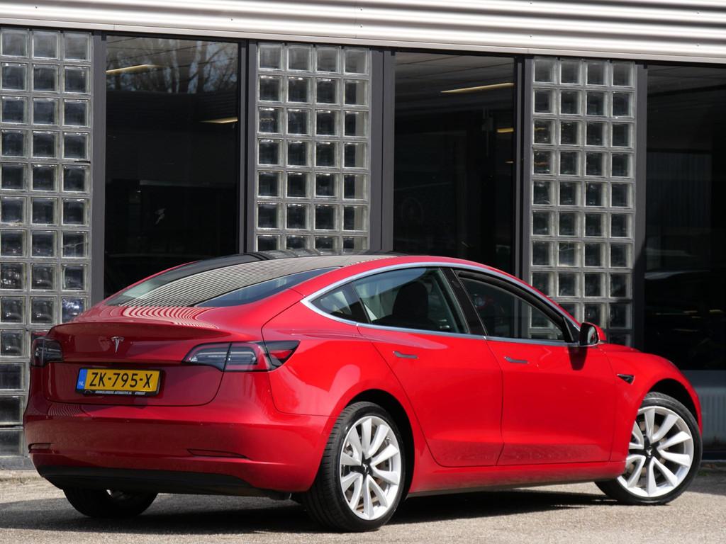 Tesla Model 3 60kWh STANDARD PLUS RDW/ 19INCH/ 1STE EIGENAAR, Automaat, 238 pk, Achterwielaandrijving, Gebruikt