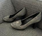 Grijze pumps Tod’s 38,5, Kleding | Dames, Schoenen, Ophalen of Verzenden, Zo goed als nieuw, Grijs