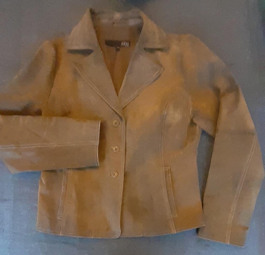 Leren damesjasje jack vintage
stoer leer piloten jack, Beige, Maat 42/44 (L), Soho, Ophalen of Verzenden