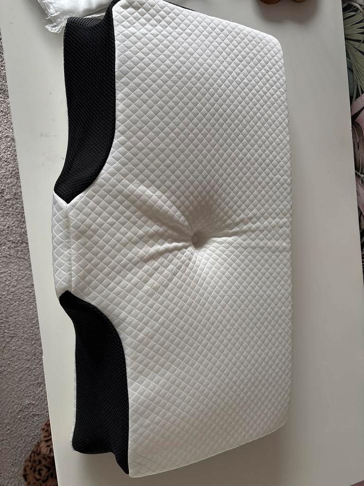 Nieuw vlinder hoofdkussen, Huis en Inrichting, Slaapkamer | Beddengoed, Nieuw, Kussen, Eenpersoons, Wit, Ophalen of Verzenden