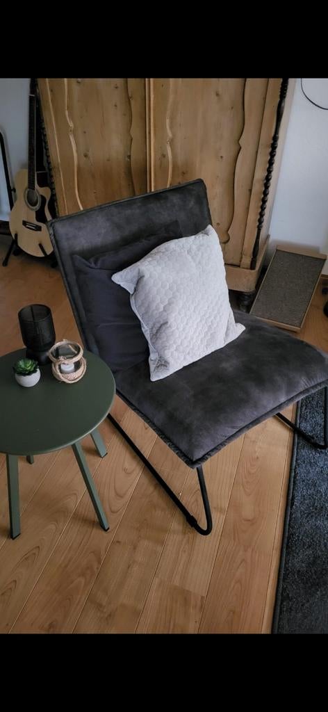 Groene Velvet Fauteuil - Comfortabel en Stijlvol, Modern, Scandinavisch, 75 tot 100 cm, Ophalen of Verzenden, Zo goed als nieuw