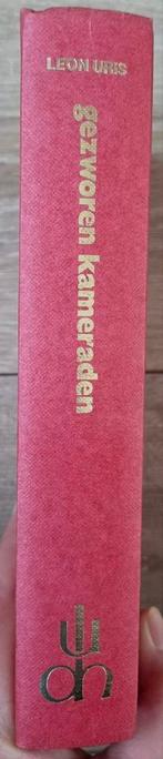 Leon Uris - Gezworen kameraden, Ophalen of Verzenden, Gelezen, Leon Uris