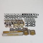Diverse Volvo emblemen en letters., Auto-onderdelen, Carrosserie en Plaatwerk, Ophalen of Verzenden, Voor, Volvo, Deur