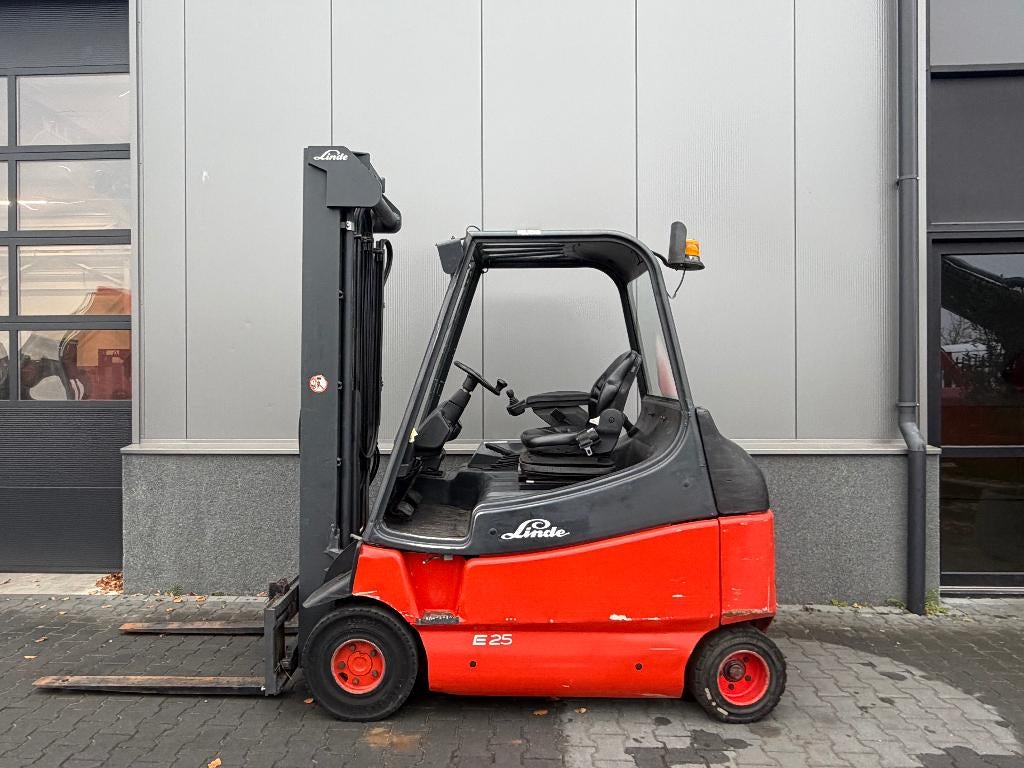 Linde E25-03 elektrische heftruck 'triplo' 'sideshift', LINDE, Heftruck, Ophalen of Verzenden, Elektrisch