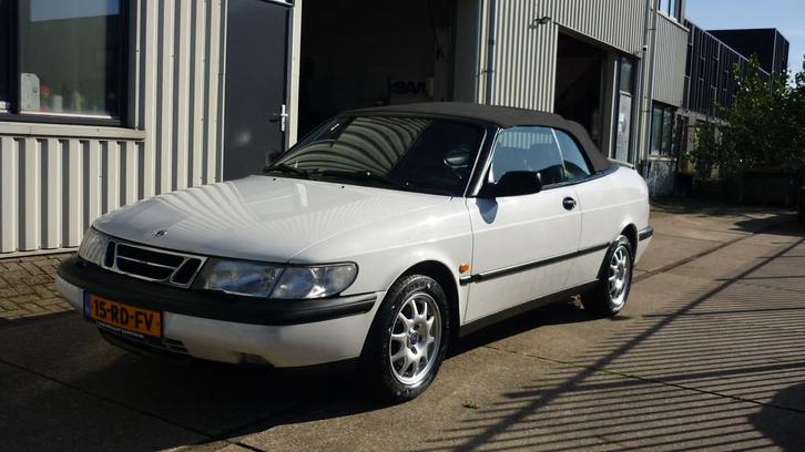 Saab 900 Cabrio Youngtimer! 2.0 S (bj 1995), Auto's, Oldtimers, Particulier, Te koop, ABS, Alarm, Boordcomputer, Centrale vergrendeling