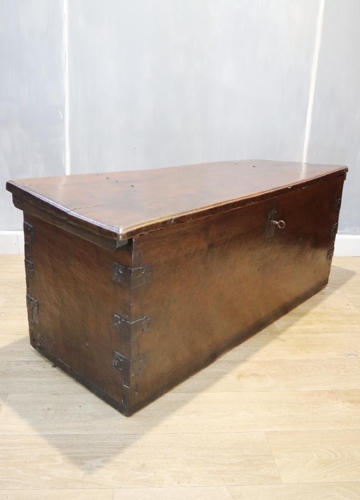 Antieke Spaanse kist, Antiek en Kunst, Ophalen of Verzenden
