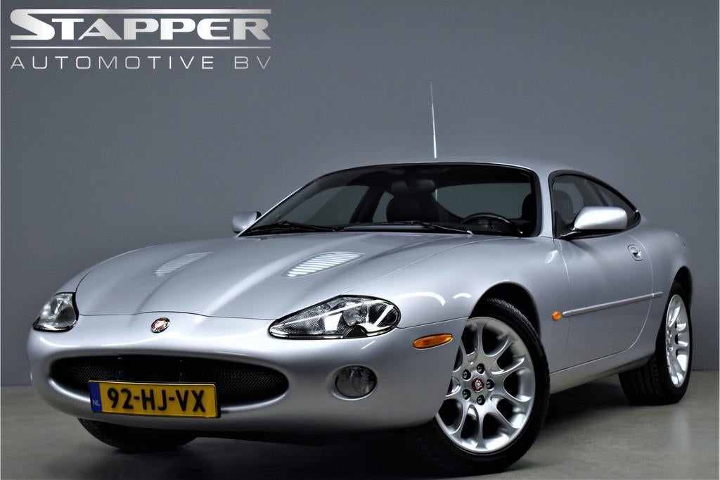 Jaguar XKR 4.0 V8 364pk Coupé 1e.Eig. Topconditie!/NL Auto/, Auto's, Jaguar, Achterwielaandrijving, Gebruikt, 4 stoelen, Bedrijf