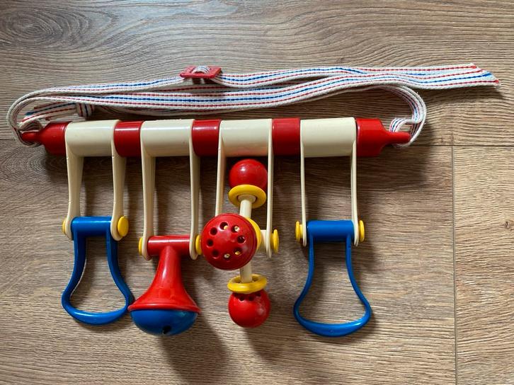 Vintage Babygym met rammelaars, Kinderen en Baby's, Speelgoed | Babyspeelgoed, Gebruikt, Babygym, Met geluid, Ophalen of Verzenden