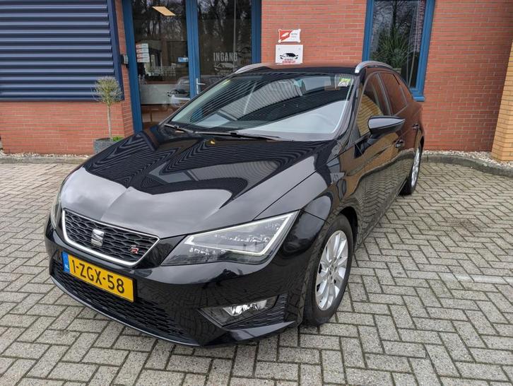 Seat LEON ST 1.6 TDI Eco L. Sport, Trekhaak, PDC v+a, Airco,, Auto's, Seat, Bedrijf, Leon, ABS, Airbags, Airconditioning, Bluetooth