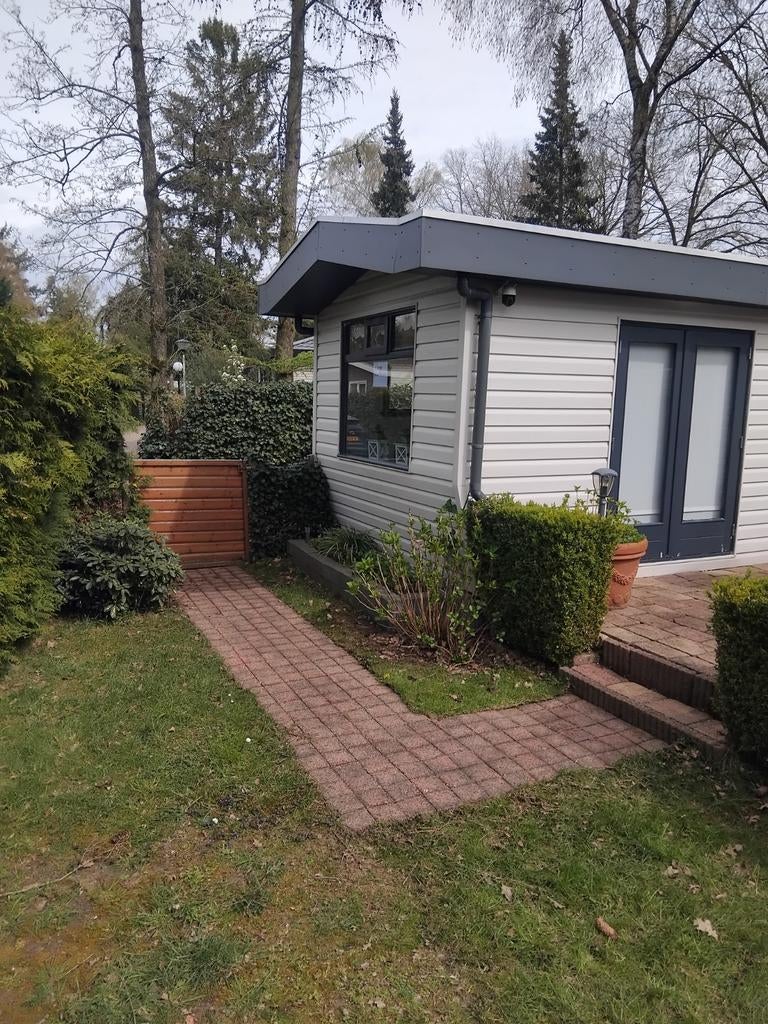 Caravan met eigen grond in Putten