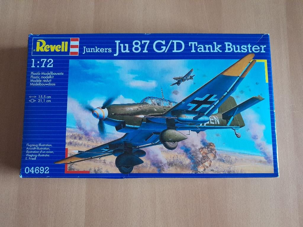 Revell 04692 Junkers Ju 87 G/D Tank Buster 1:72 zgan., Ophalen, 1:72 tot 1:144, Revell, Zo goed als nieuw