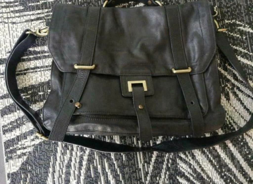 Vintage leren tas te koop, Sieraden, Tassen en Uiterlijk, Tassen | Damestassen, Ophalen of Verzenden, Zo goed als nieuw, Zwart