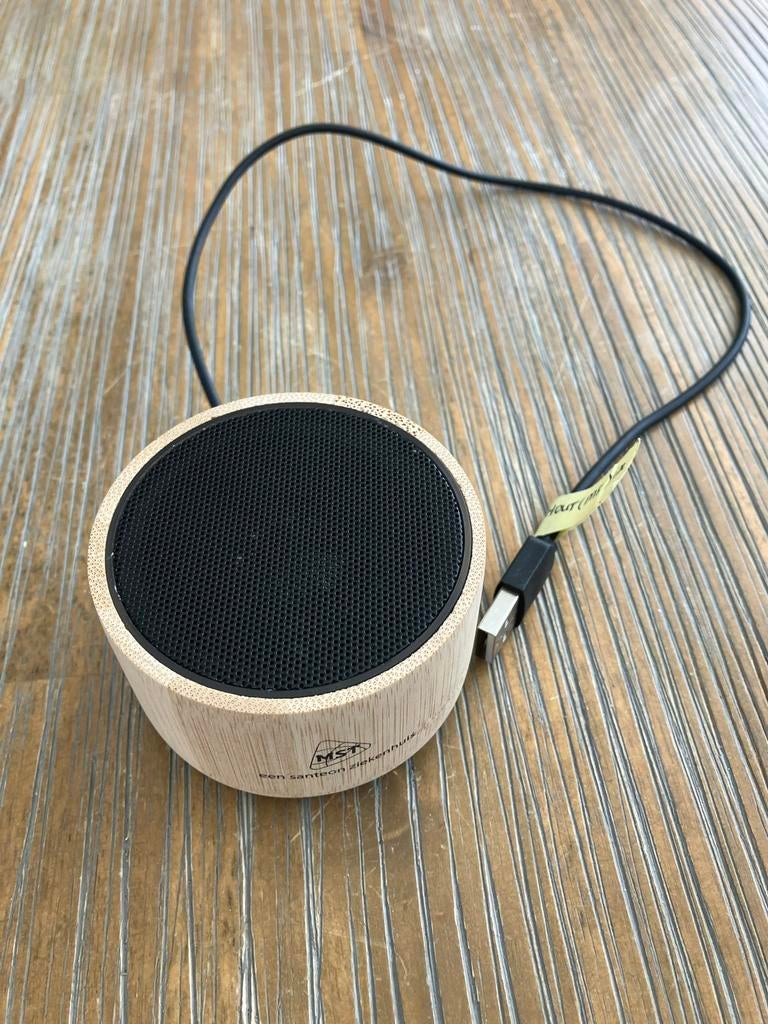 Compacte bamboe speaker met USB-aansluiting, Overige merken, Overige typen, Ophalen of Verzenden, Zo goed als nieuw