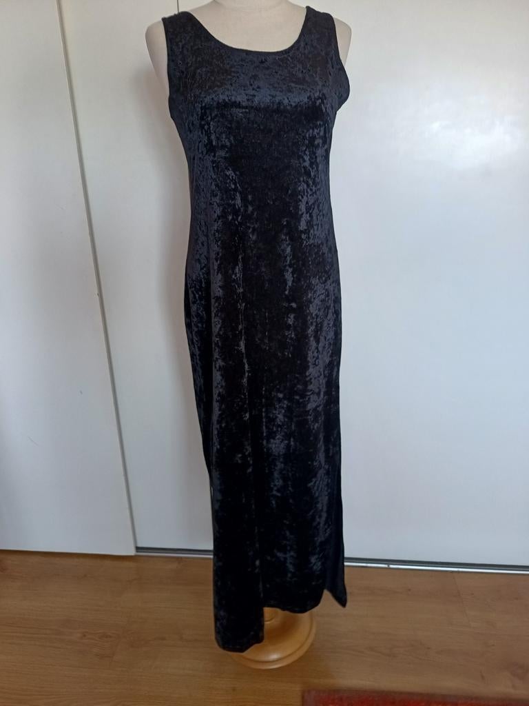 Lange eenvoudige jurk verlourse stof, Kleding | Dames, Gelegenheidskleding, Ophalen of Verzenden, Zo goed als nieuw, Zwart, Galajurk