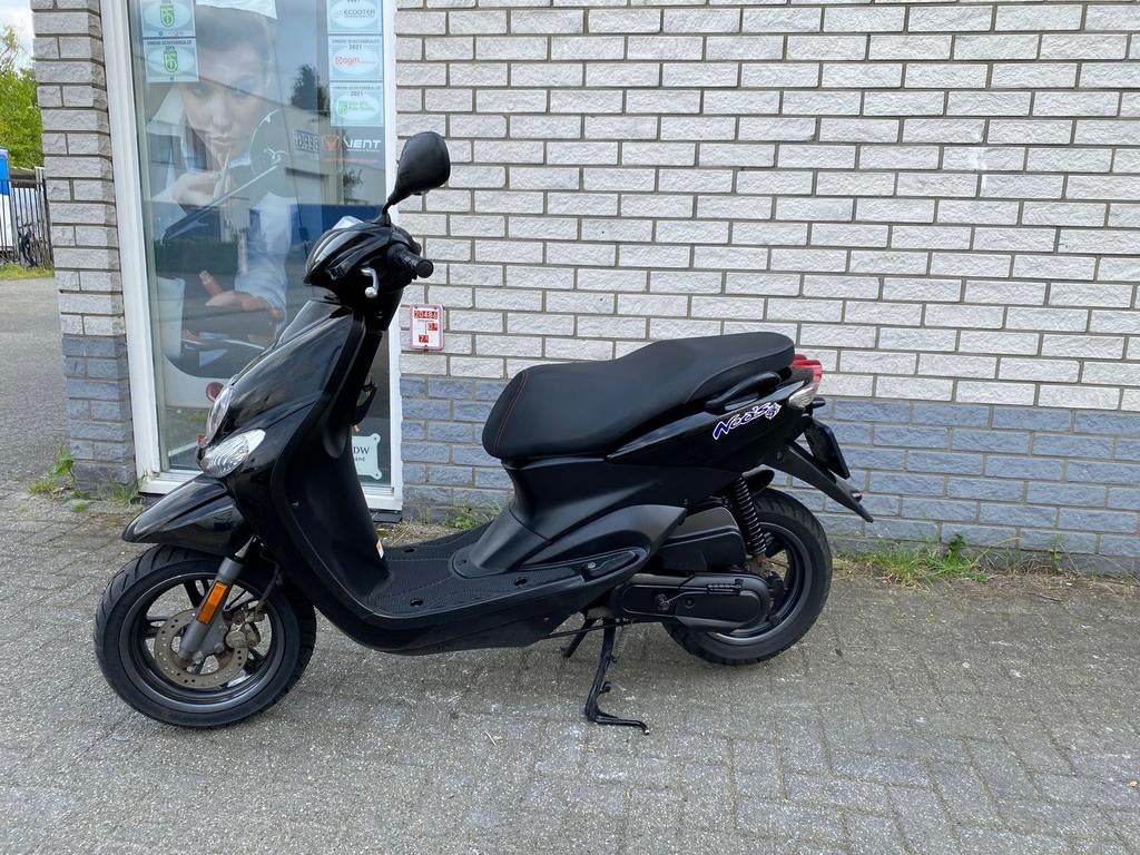 MOOIE YAMAHA NEO,S BROM 45KM BLACK ON BLACK 4-TAKT BJ2020 90, YAMAHA, Onbekend, Onbekend, Yamaha