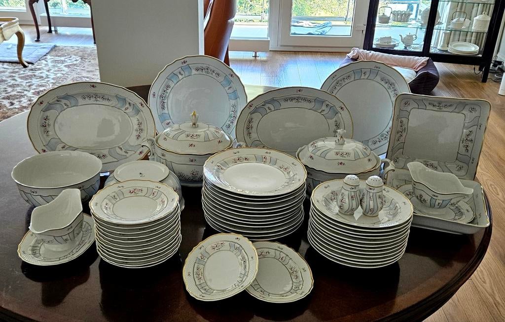 Hollohaza Hongarijen porselein servies, Ophalen of Verzenden