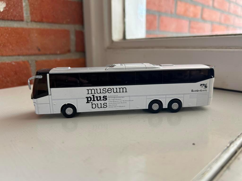 Museum plus bus modelbus, Hobby en Vrije tijd, Ophalen of Verzenden, Zo goed als nieuw, Bus of Vrachtwagen, Overige merken