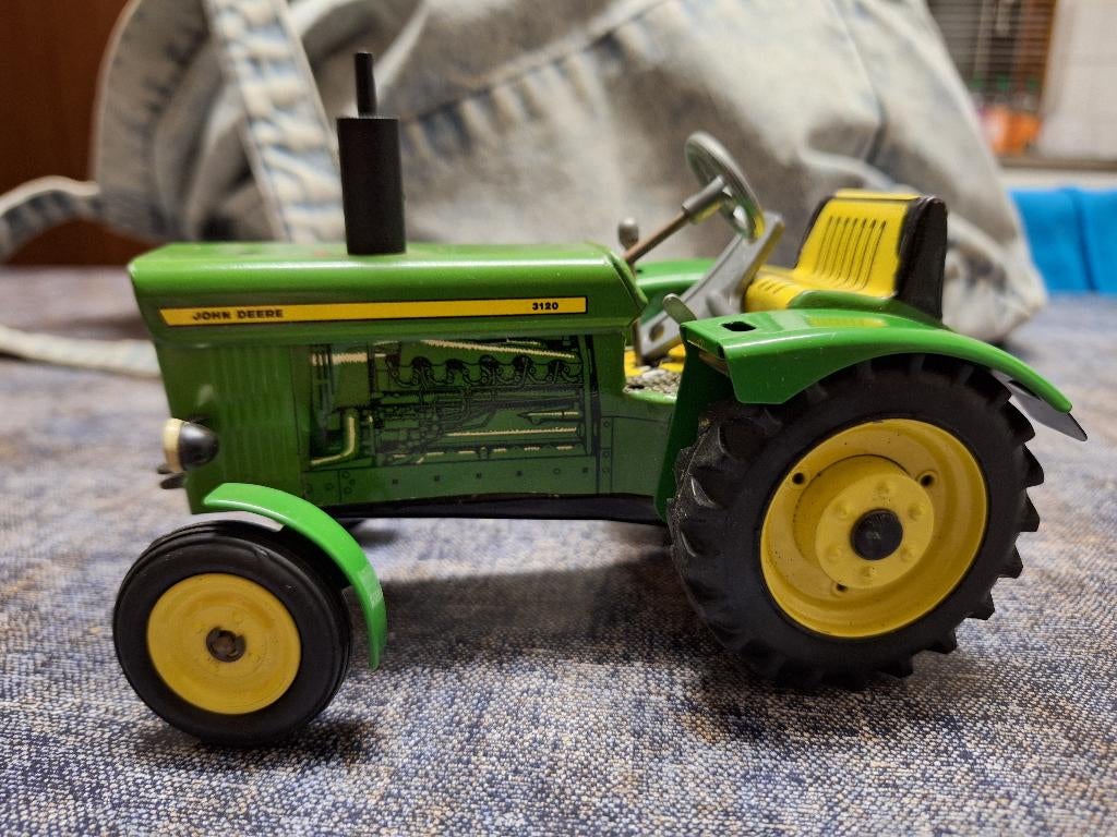 John Deere miniatuur tractor van Kovap, Overige merken, Ophalen of Verzenden, Zo goed als nieuw, Groter dan 1:32