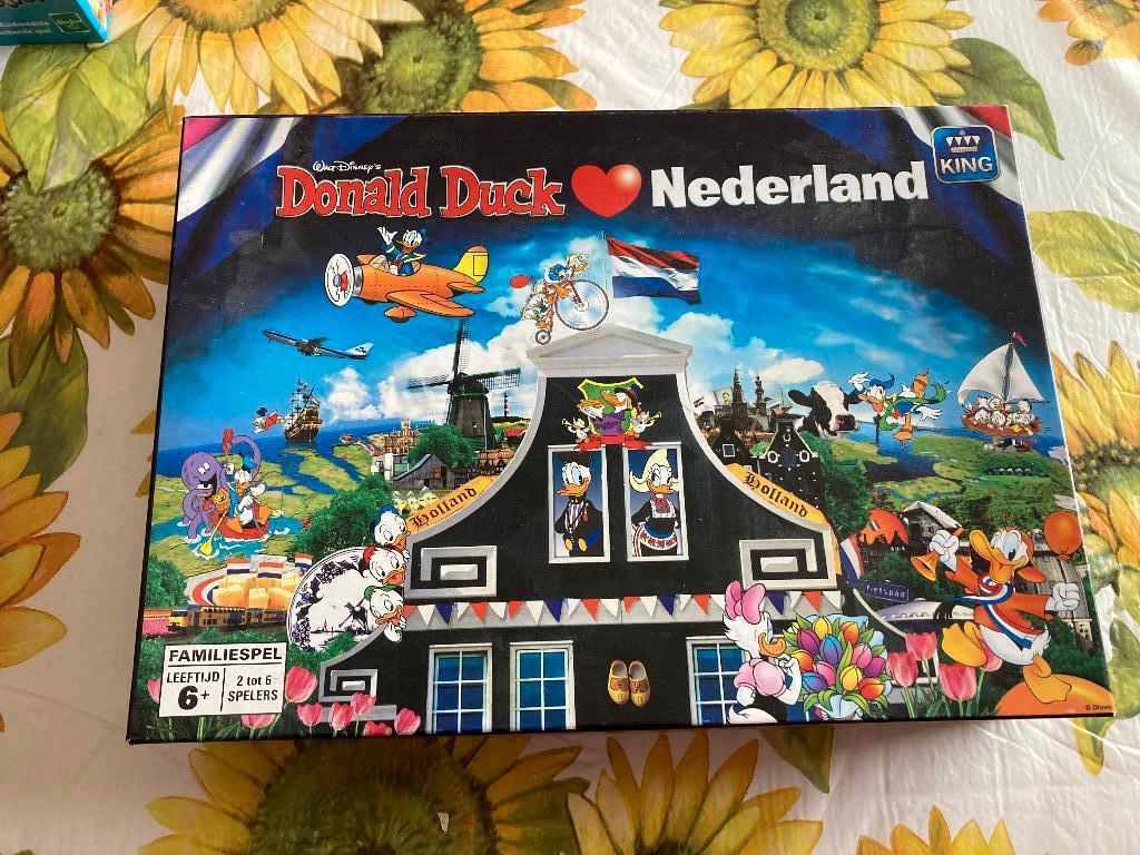 Donald Duck houdt van Nederland - Bordspel ( Disney ), Hobby en Vrije tijd, Gezelschapsspellen | Bordspellen, Ophalen of Verzenden