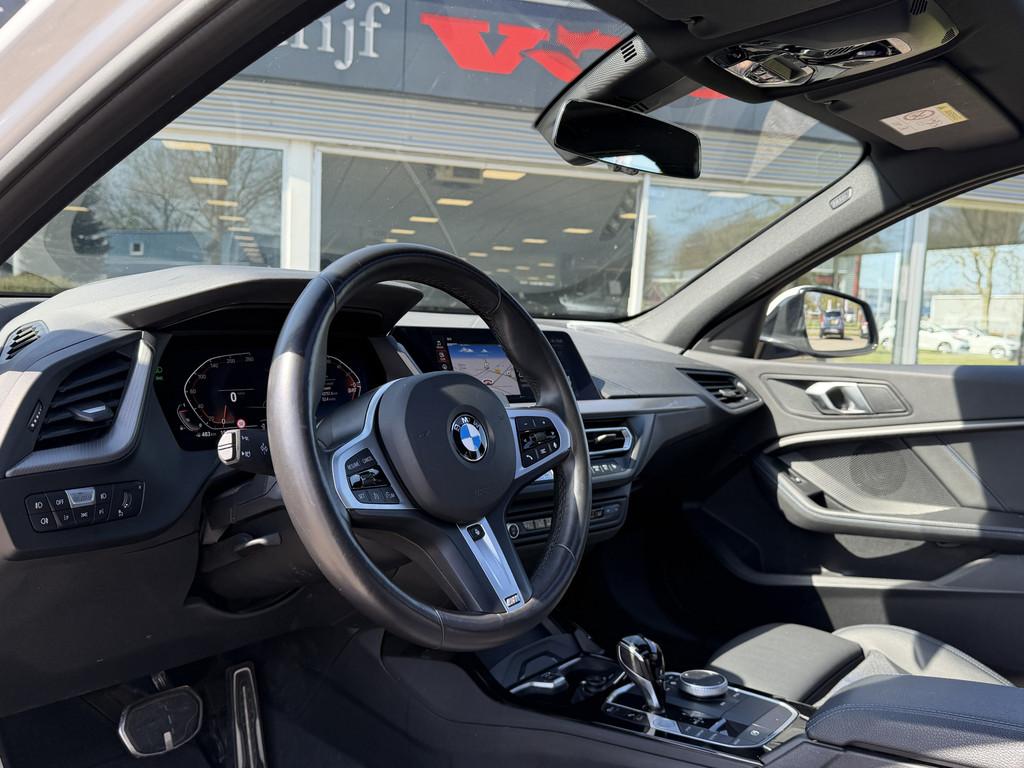 BMW 1-serie 120i | Panodak | HUD | Memory | Stuurverwarming, Auto's, BMW, 1998 cc, Lichtsensor, Gebruikt, 4 cilinders