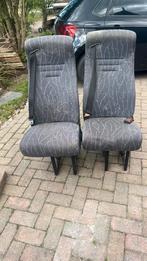 2 stoelen uit mercedes taxibus, Ophalen