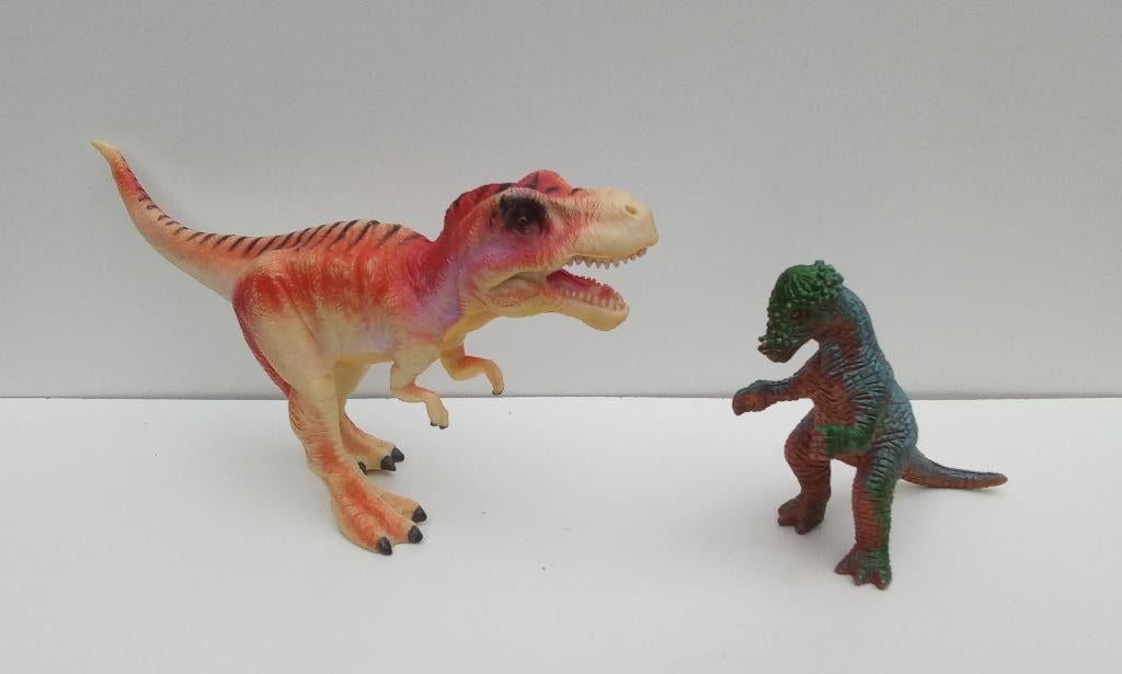 Een T-Rex in Gevecht met een Pachycephalosaurus Dino, Kinderen en Baby's, Speelgoed | Actiefiguren, Ophalen of Verzenden, Zo goed als nieuw