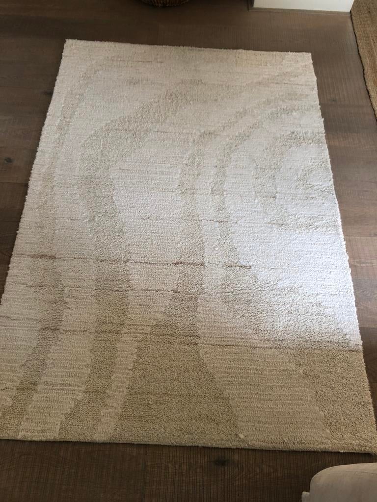 Vloerkleed, licht beige, Ophalen, 100 tot 150 cm, Beige, Zo goed als nieuw