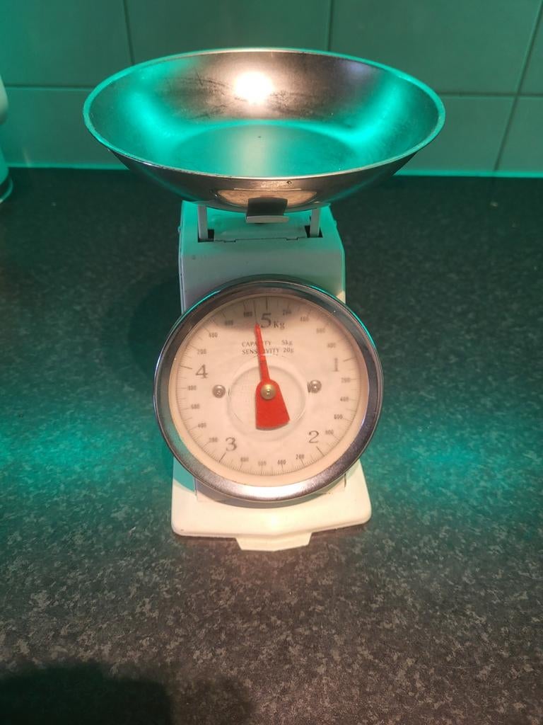 Oude weegschaal, Witgoed en Apparatuur, Weegschalen, Ophalen, Keukenweegschaal, Minder dan 10 kg