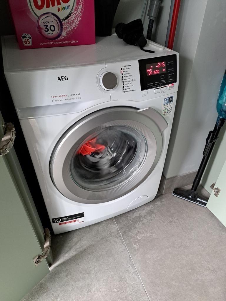 AEG 7000 Series Lavamat ProSteam 1-8kg Wasmachine, Witgoed en Apparatuur, Wasmachines, Ophalen, 6 tot 8 kg, Voorlader, Energieklasse A of zuiniger