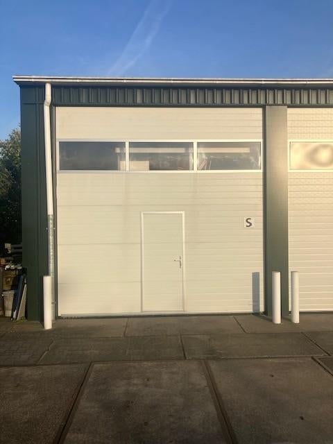 te huur BEDRIJFSLOODS OP PARTICULIER TERREIN 405 per maand, Zakelijke goederen, 46 m², Huur, Bedrijfsruimte