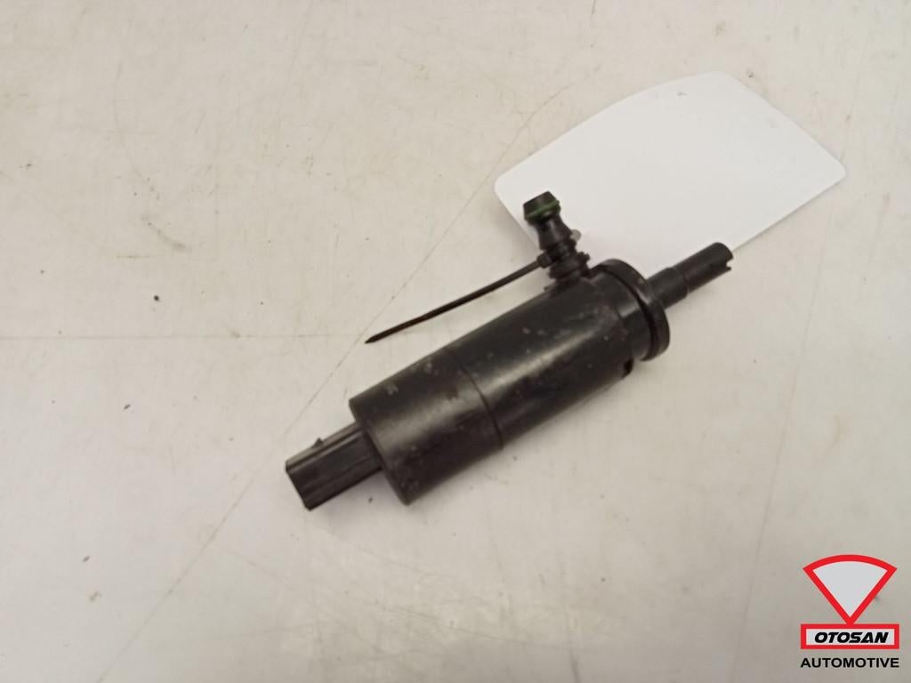 VW Seat Skoda Ruitensproeierpomp 3B7955681