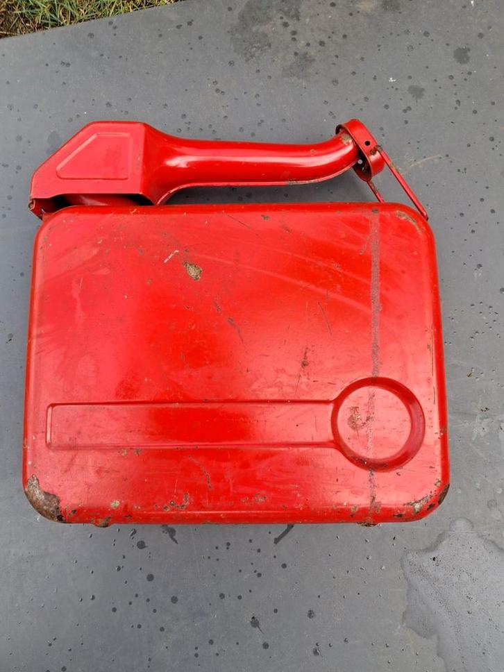 Stalen Benzinetank 5 Liter met Schenktuit - Rood, Auto-onderdelen, Brandstofsystemen, Universele onderdelen, Gebruikt, Ophalen of Verzenden