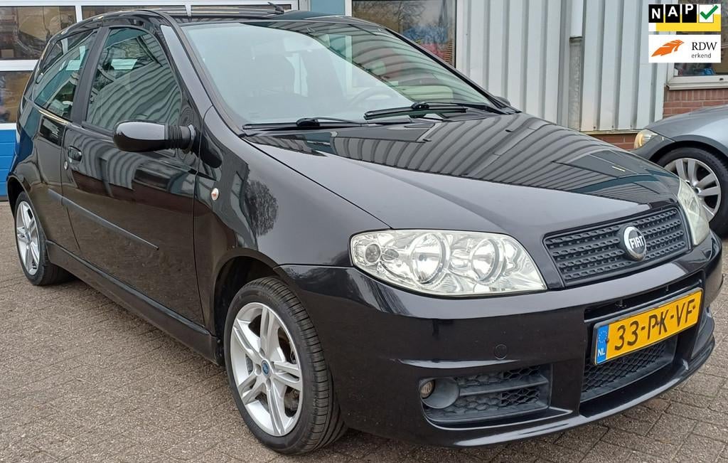 Fiat Punto 1.8-16V Abarth nederlandse auto, Auto's, Fiat, Voorwielaandrijving, Stof, 4 cilinders, 400 kg