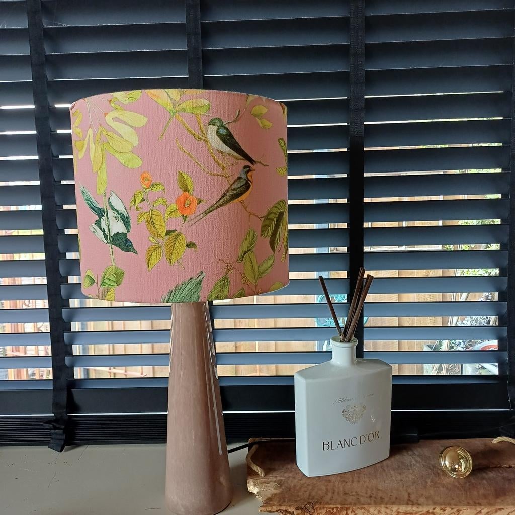 Boho lamp met voet vogels bohemian compleet Liselott kap, Huis en Inrichting, Lampen | Tafellampen, Ophalen, Zo goed als nieuw