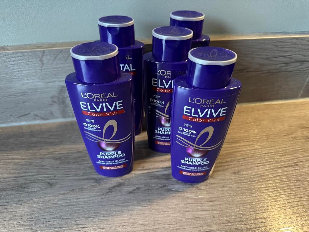 L’oreal Elvive purple shampoo, Ophalen of Verzenden, Nieuw, Shampoo of Conditioner