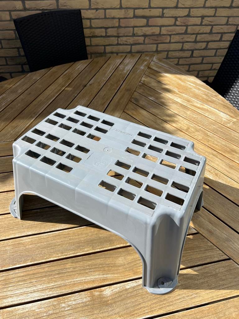 Caravan opstapje, Ophalen, Zo goed als nieuw