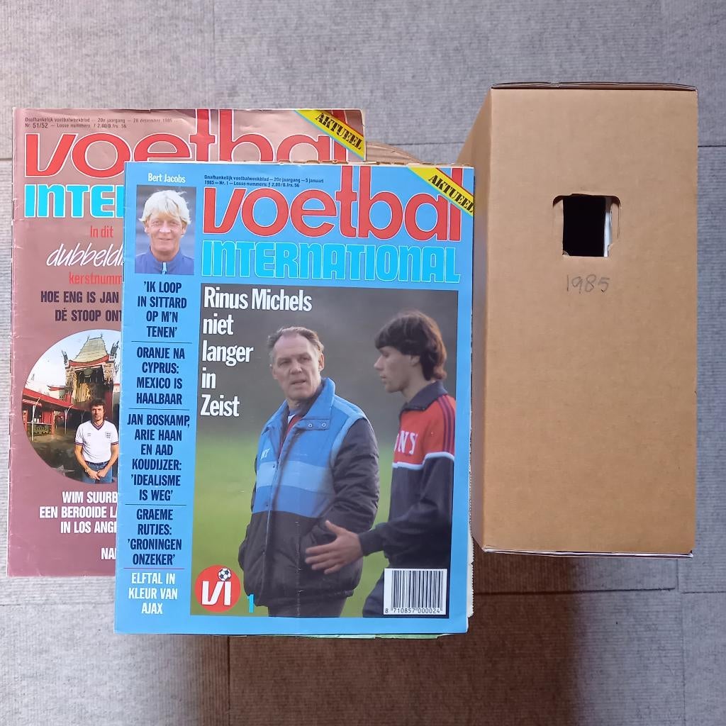 Jaargangen Voetbal International 1985-2024, Ophalen, Gelezen, Sport en Vrije tijd