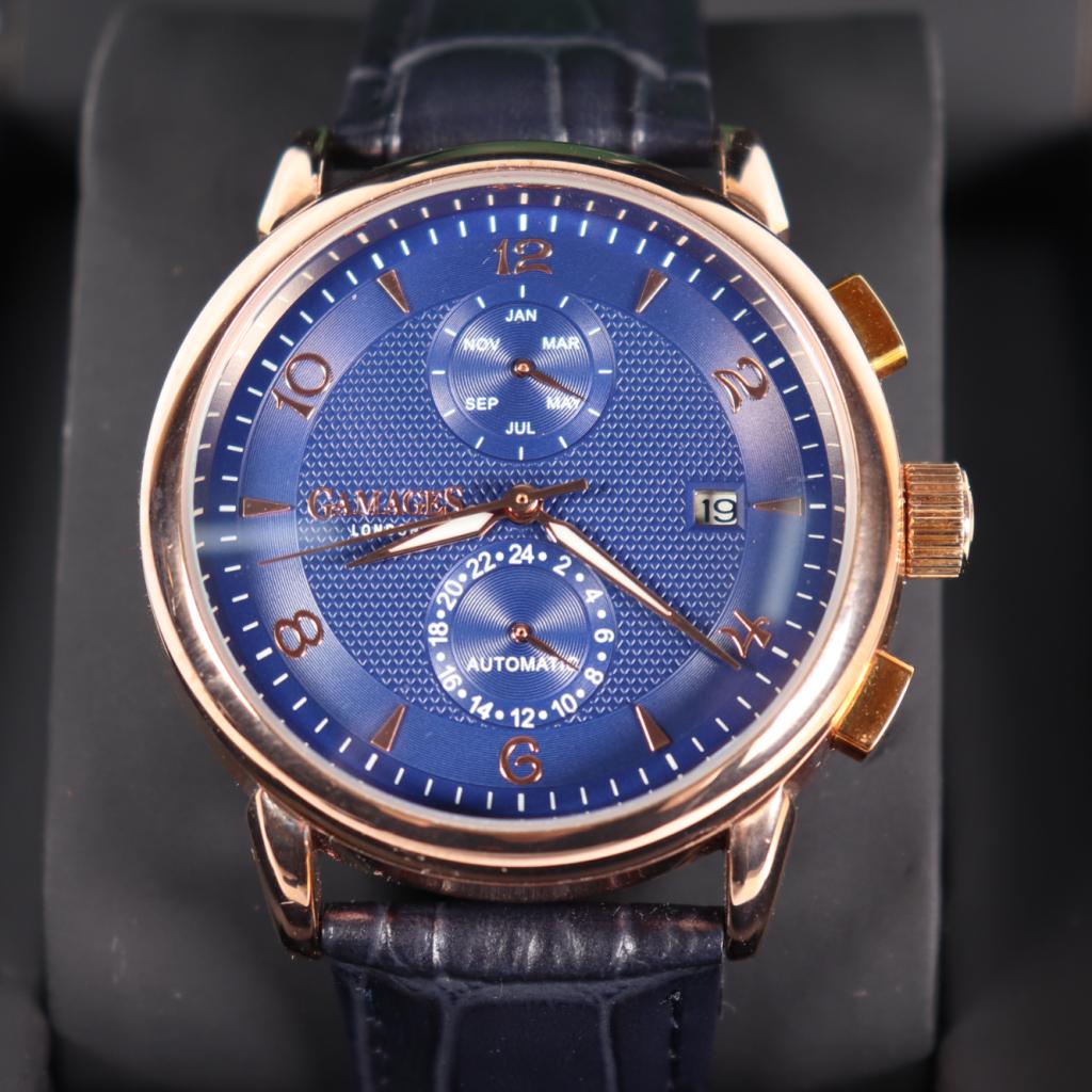 Gamages London Mystique Bleu Horloge (42mm) - A Grade, Sieraden, Tassen en Uiterlijk, Horloges | Heren, Gamages of London, Zo goed als nieuw